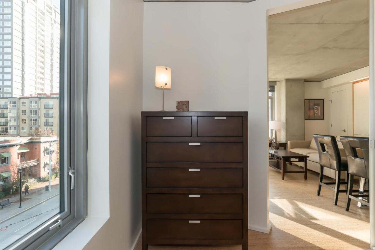 Sobe Third Ave Apartments ซีแอตเทิล ภายนอก รูปภาพ